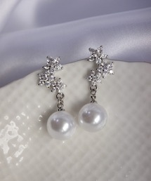 PIN（ピン）の「フラワービジュー×パール ドロップピアス（ピアス（両耳用））」