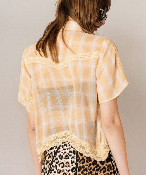 AULA AILA（アウラアイラ）の「チェックレーススイッチングコンパクトシャツ（シャツ/ブラウス・レディース・オレンジ/ライトブルー/ブラック・0）」の5枚目の写真