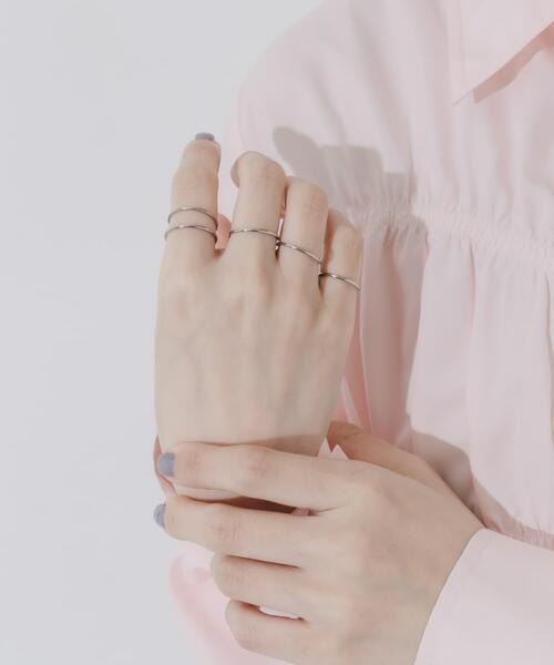 SMELLY（スメリー）の「ステンレス5セットリング（リング・レディース・シルバー/ゴールド・-）」の6枚目の写真