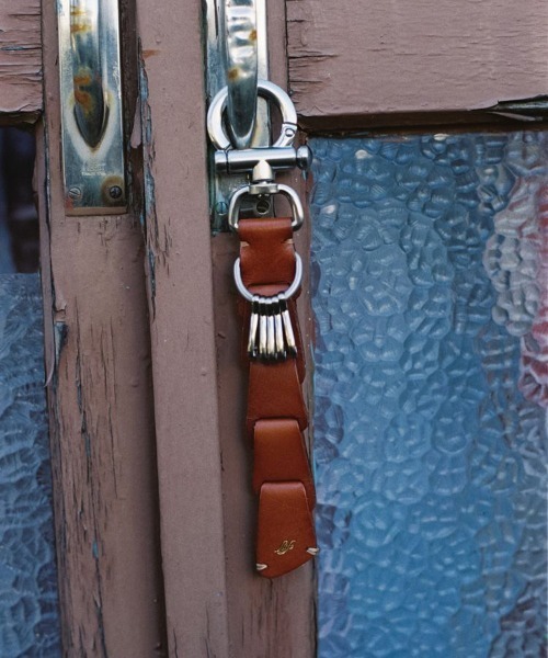 LIDNM（リドム）の「Llife LEATHER KEY CHAIN（キーケース/キーアクセサリー・メンズ・ブラウン系その他/レッド系その他/ブラック系その他・FREE）」の5枚目の写真