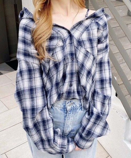 INGNI(イング)の「2Wayオフショルチェック柄シャツ(シャツ/ブラウス・レディース・ブラウン系その他2/ブラック系/ブルー系8・M)」の19枚目の写真