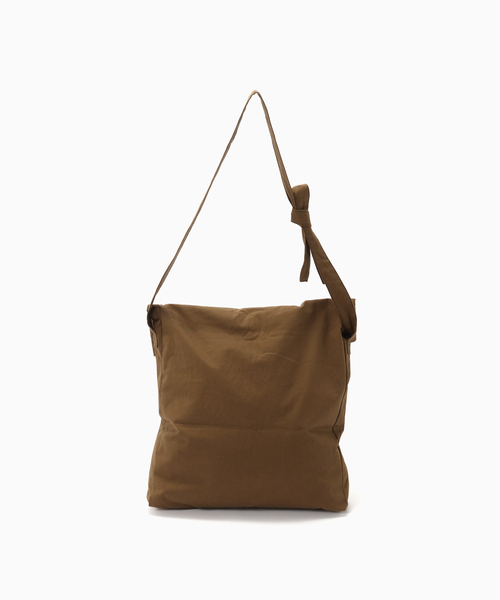 PULP/417EDIFICE（パルプフォーワンセブンエディフィス）の「This Uniform / ディス ユニフォーム TAN STAR BAG（ショルダーバッグ・メンズ・ベージュ・FREE）」の3枚目の写真