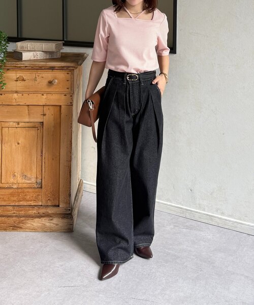 Thevon（ゼボン）の「チャーム付きホルターネック5分袖プルオーバー（Tシャツ/カットソー・レディース・ブラウン/ピンク/ブラック/カーキ・FREE）」の19枚目の写真