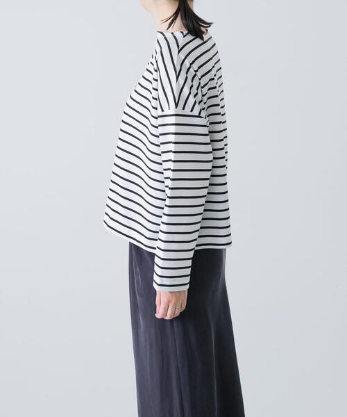 かぐれ（カグレ）の「クロップドボーダーカットソー（Tシャツ/カットソー・レディース・ブラック/ブルー・FREE）」の8枚目の写真