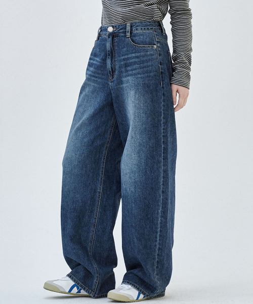 MALOUPE（マロップ）の「9156 カーブドバレルデニムパンツ (ミディアムインディゴ)（デニムパンツ・レディース・その他・26/28/30）」の2枚目の写真