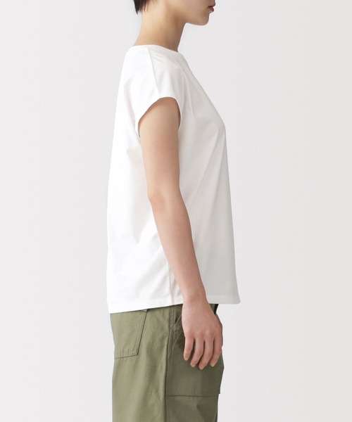無印良品（ムジルシリョウヒン）の「婦人 天竺編みフレンチスリーブＴシャツ（Tシャツ/カットソー・レディース・ライトピンク/スモーキーグリーン系/チャコールグレー/ブラック/ライトパープル/ダークネイビー/ライトグレー/ホワイト・S/XL/L/M）」の16枚目の写真