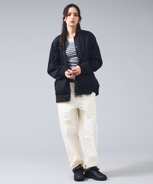 TAION（タイオン）の「【TAION / タイオン】 NON DOWN BASIC REVERSIBLE MA-1／ノンダウン ベーシック リバーシブル MA-1 ジャケット／ユニセックス 【WEB限定】（ブルゾン・メンズ・カーキ/ダークネイビー/ブラック・L/M）」の19枚目の写真