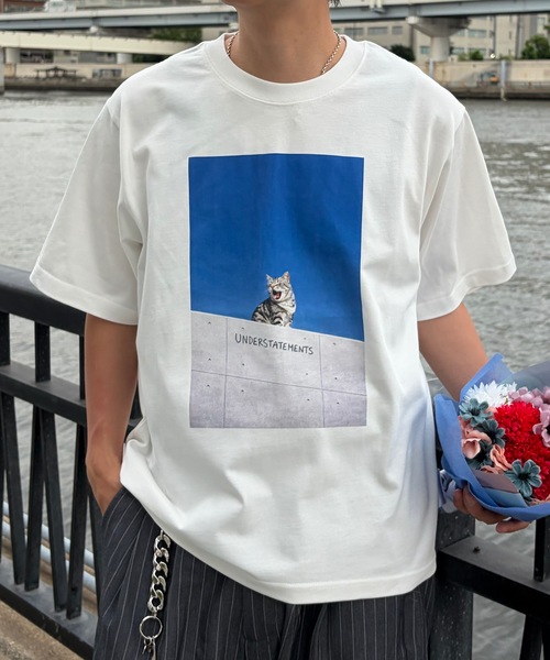 UNDERSTATEMENTs(アンダーステイトメント)の「【ユニセックス】アートデザインプリントTシャツ/グラフィックプリント(Tシャツ/カットソー・メンズ・ブルー系その他3/ブラック系その他3/ブラック系その他/ホワイト系その他4/ホワイト系その他2/ブルー系その他2/ブラック系その他2/レッド系その他2/ブルー系その他/レッド系その他/ブラック系その他4/ホワイト系その他3/ホワイト系その他/ブラック系その他7/ホワイト系その他5/ホワイト系その他6/ブラック系その他6/レッド系その他3/ホワイト系その他7/ブラック系その他5/ブルー系その他4/ホワイト系3/ブルー系その他5/ホワイト系/ホワイト系1/ホワイト系2/ブラック系/ブラック系1・LARGE/MEDIUM)」の10枚目の写真
