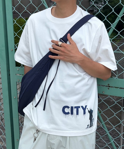 UNDERSTATEMENTs(アンダーステイトメント)の「【ユニセックス】アートデザインプリントTシャツ/グラフィックプリント(Tシャツ/カットソー・メンズ・ブルー系その他3/ブラック系その他3/ブラック系その他/ホワイト系その他4/ホワイト系その他2/ブルー系その他2/ブラック系その他2/レッド系その他2/ブルー系その他/レッド系その他/ブラック系その他4/ホワイト系その他3/ホワイト系その他/ブラック系その他7/ホワイト系その他5/ホワイト系その他6/ブラック系その他6/レッド系その他3/ホワイト系その他7/ブラック系その他5/ブルー系その他4/ホワイト系3/ブルー系その他5/ホワイト系/ホワイト系1/ホワイト系2/ブラック系/ブラック系1・LARGE/MEDIUM)」の6枚目の写真