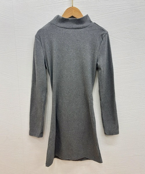 Miniministore(ミニミニストア)の「ミニ丈ギャザーワンピースハイネック韓国風(ワンピース・レディース・ダークグレー・FREE)」の12枚目の写真