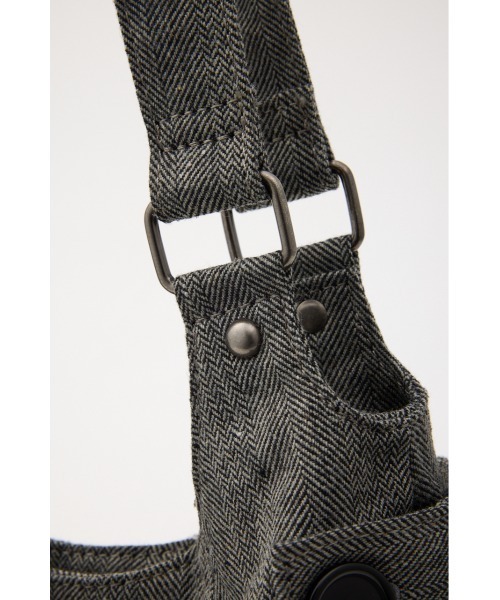 LAGUA GEM（ラグアジェム）の「DOUBLE BUTTON バッグ（ショルダーバッグ・レディース・グレー/ブラック・FREE）」の6枚目の写真