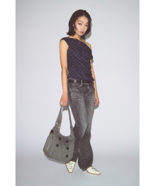 LAGUA GEM（ラグアジェム）の「DOUBLE BUTTON バッグ（ショルダーバッグ・レディース・グレー/ブラック・FREE）」の11枚目の写真