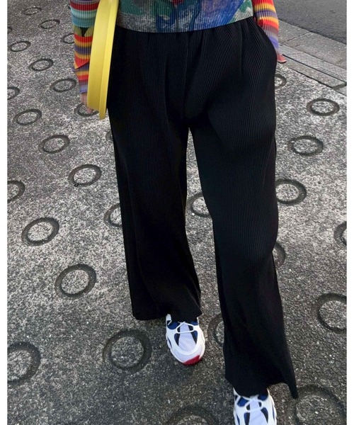 kotohayokozawa(コトハヨコザワ)の「STRAIGHT COLOR PANTS TDX6S-PT01(その他パンツ・レディース・ライトブルー/ブラック・1/2)」の6枚目の写真