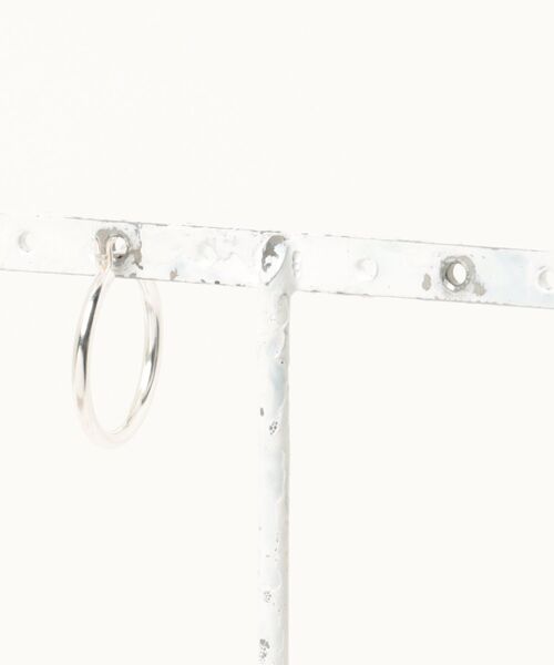 Pledge(プレッジ)の「【Pledge】 Silver 925 Hoop Earrings(ソロ)(ピアス(片耳用)・メンズ・シルバー・FREE)」の3枚目の写真
