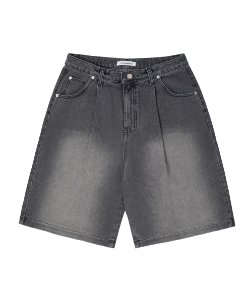 CACTUSDONUTMARKET(カクタスドーナツマーケット)の「One Tuck Bermuda Denim Pants - Black(その他パンツ・メンズ・その他・SMALL/MEDIUM/LARGE)」の1枚目の写真