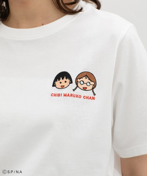 Honeys(ハニーズ)の「ちびまる子ちゃん/半袖Tシャツ(Tシャツ/カットソー・レディース・スミクロ/オートミール/ピンク/サックスブルー/オフホワイト・S/L/LL/M)」の2枚目の写真