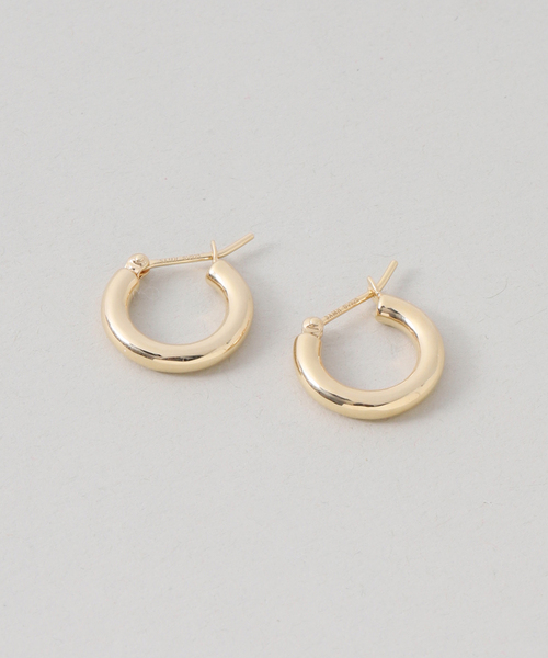 Lilas(リラ)の「《WEB限定》【SAMH by LILAS】フープピアスK18GP(両耳)(ピアス(両耳用)・レディース・ゴールド・FREE)」の7枚目の写真