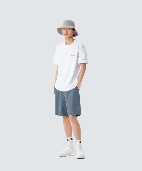 Snow Peak(スノーピーク)の「Snow Peak / Aerocool Sleeve Woven Patch S/S T-Shirt エアロクール スリーブ ウーブンワッペン S/S T シャツ 海外限定(Tシャツ/カットソー・メンズ・ブラック/ホワイト/ダークカーキ・M/L/XL/2XL)」の4枚目の写真