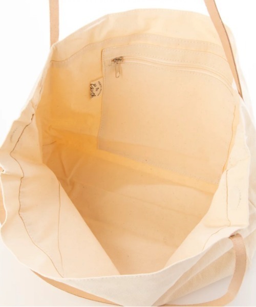 EARTH MADE（アースメイド）の「SLIM LEATHER HANDLE TOTE / WIDE（トートバッグ・レディース・グレー/チャコールグレー/ナチュラル/ベージュ・FREE）」の12枚目の写真