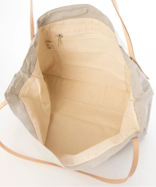 EARTH MADE（アースメイド）の「SLIM LEATHER HANDLE TOTE / WIDE（トートバッグ・レディース・グレー/チャコールグレー/ナチュラル/ベージュ・FREE）」の10枚目の写真