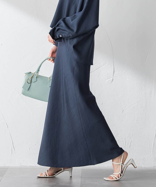 LAUTREAMONT(ロートレアモン)の「Beauty Denimスカート≪洗濯機で洗える≫(スカート・レディース・ネイビー・7号/9号)」の2枚目の写真