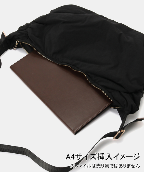 B.C STOCK（ベーセーストック）の「テープショルダーバッグ（ショルダーバッグ・レディース・ベージュ/ブラック・FREE）」の9枚目の写真