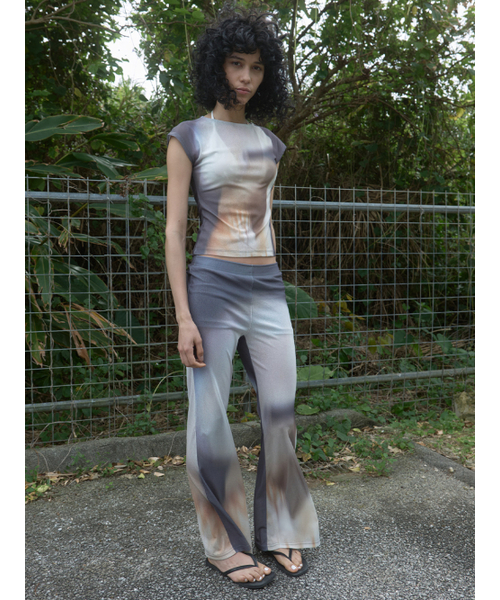Kijun(キジュン)の「Print Cap Sleeve Top Charcoal(Tシャツ/カットソー・レディース・その他・SMALL/MEDIUM/LARGE)」の3枚目の写真