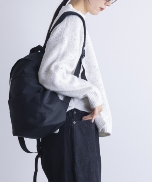 Per sist ence(パーシエンス)の「【超軽量×多収納】撥水マルチポケットリュック(バックパック/リュック・レディース・ピンク/ベージュ/グレー/グレイッシュベージュ/ブラック/カーキ・ONE SIZE)」の10枚目の写真