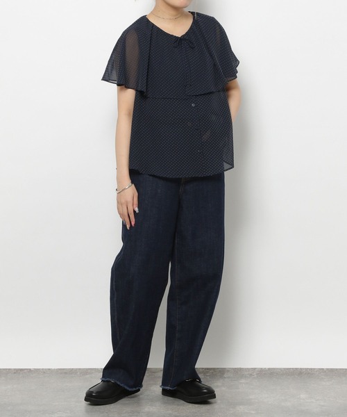 GLOBAL WORK（グローバルワーク）の「高山直子さんコラボ/BIGカラーノースリーブブラウス/EiiS/289633（シャツ/ブラウス・レディース・ブラック/ネイビー・SMALL/X-SMALL）」の21枚目の写真