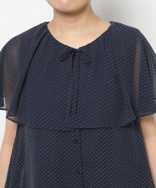 GLOBAL WORK（グローバルワーク）の「高山直子さんコラボ/BIGカラーノースリーブブラウス/EiiS/289633（シャツ/ブラウス・レディース・ブラック/ネイビー・SMALL/X-SMALL）」の3枚目の写真