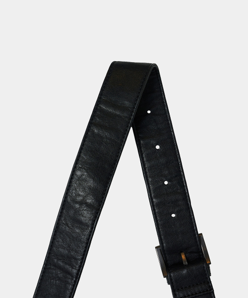 MAISON MINED(メゾンミネド)の「CRACK LEATHER CROSS BAG BLACK(メッセンジャーバッグ・メンズ・その他・FREE)」の7枚目の写真