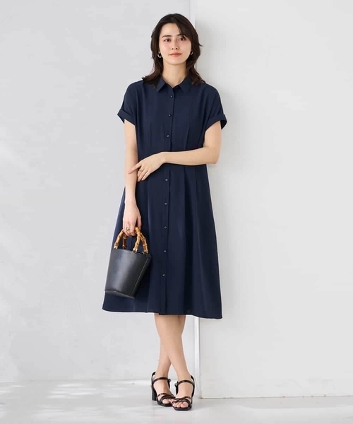a.v.v(アーヴェヴェ)の「【WEB限定】ドルマンスリーブシャツワンピース(ワンピース・レディース・ネイビー/ベージュ・36/40/38)」の18枚目の写真