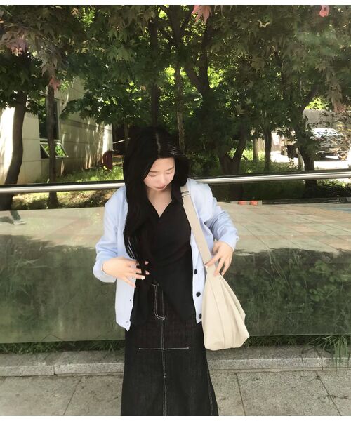 FENNEC（フェネック）の「ROOMY HOBO BAG - NUBUCK CREAM（メッセンジャーバッグ・レディース・その他・FREE）」の13枚目の写真