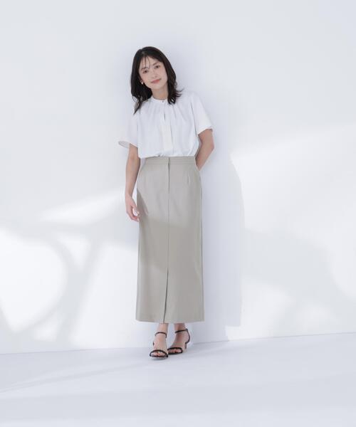 NATURAL BEAUTY BASIC（ナチュラルビューティーベーシック）の「フロントタックブラウス半袖（シャツ/ブラウス・レディース・ベージュ/ブラウン/オフホワイト/ブルー・SMALL/MEDIUM）」の6枚目の写真
