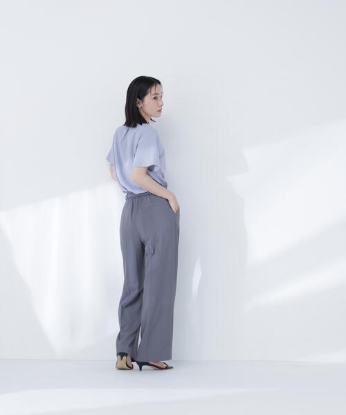 NATURAL BEAUTY BASIC（ナチュラルビューティーベーシック）の「フロントタックブラウス半袖（シャツ/ブラウス・レディース・ベージュ/ブラウン/オフホワイト/ブルー・SMALL/MEDIUM）」の15枚目の写真