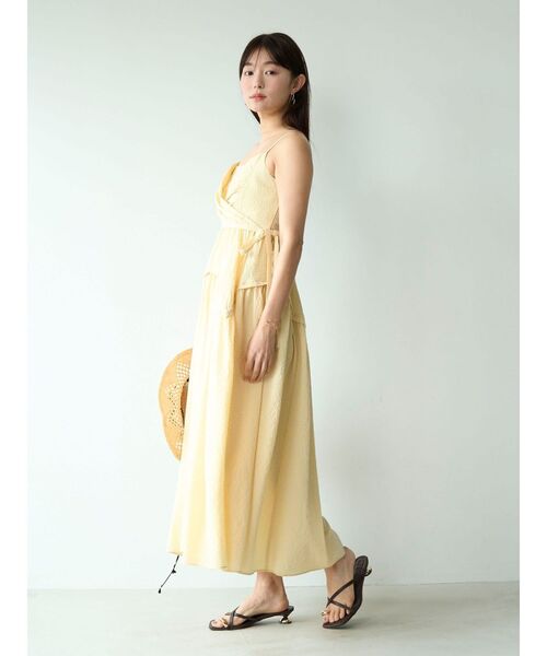 LAGUNAMOON（ラグナムーン）の「カシュクールボリュームキャミワンピース 【夏服】（ワンピース・レディース・イエロー/レッド/ブラック・MEDIUM/SMALL）」の16枚目の写真