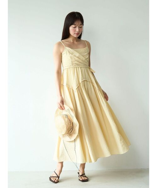 LAGUNAMOON（ラグナムーン）の「カシュクールボリュームキャミワンピース 【夏服】（ワンピース・レディース・イエロー/レッド/ブラック・MEDIUM/SMALL）」の17枚目の写真