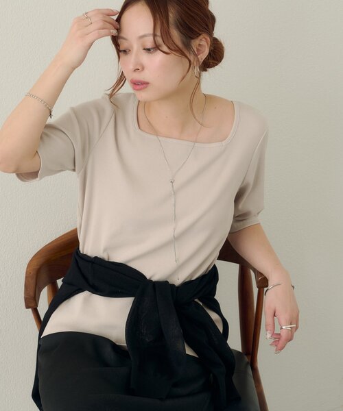 DISCOAT(ディスコート)の「【Noka】2WAYスクエアネックリブ半袖Tシャツ(Tシャツ/カットソー・レディース・オフホワイト/ブラック/ライトグレー・FREE)」の3枚目の写真