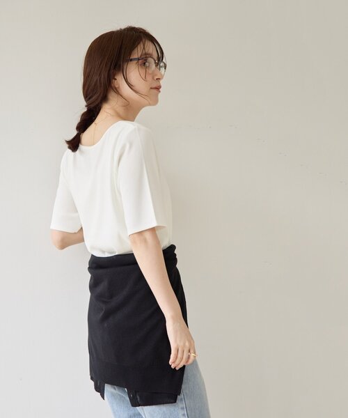DISCOAT(ディスコート)の「【Noka】2WAYスクエアネックリブ半袖Tシャツ(Tシャツ/カットソー・レディース・オフホワイト/ブラック/ライトグレー・FREE)」の5枚目の写真