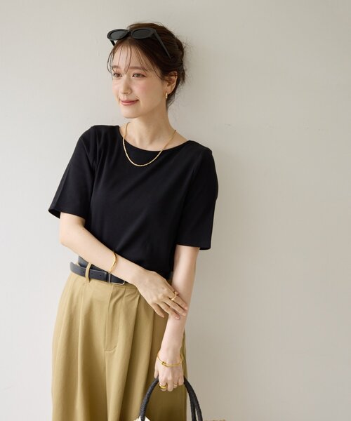 DISCOAT(ディスコート)の「【Noka】2WAYスクエアネックリブ半袖Tシャツ(Tシャツ/カットソー・レディース・オフホワイト/ブラック/ライトグレー・FREE)」の17枚目の写真