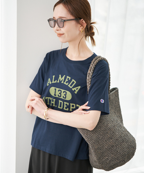 Champion(チャンピオン)の「《追加》Champion/チャンピオン SLOBE別注 ロゴTシャツ(Tシャツ/カットソー・レディース・ピンク/ホワイト/ネイビー・FREE)」の19枚目の写真