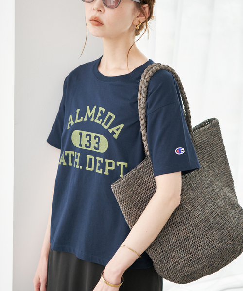 Champion(チャンピオン)の「《追加》Champion/チャンピオン SLOBE別注 ロゴTシャツ(Tシャツ/カットソー・レディース・ピンク/ホワイト/ネイビー・FREE)」の21枚目の写真