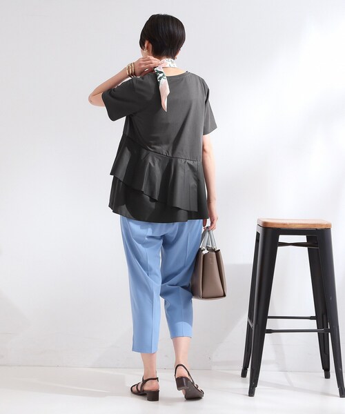 OPAQUE.CLIP（オペークドットクリップ）の「ペプラムドッキングカットソー【洗濯機OK】（Tシャツ/カットソー・レディース・ブラック/ホワイト/ダークブラウン/ライトブルー・38/40/42）」の11枚目の写真