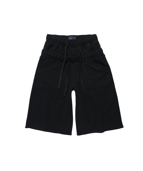OPUS 0012(オーパス0012)の「Op. 08 ROCKY MAXI SWEAT SHORTS BLACK(その他パンツ・レディース・その他・SMALL/MEDIUM/LARGE)」の2枚目の写真