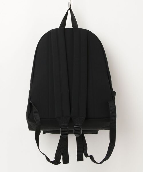 Carhartt WIP（カーハートダブリューアイピー）の「Carhartt WIP / カーハート ワークインプログレス：Detachable Backpack：A242065[WAX]（バックパック/リュック・メンズ・ブラック・FREE）」の2枚目の写真
