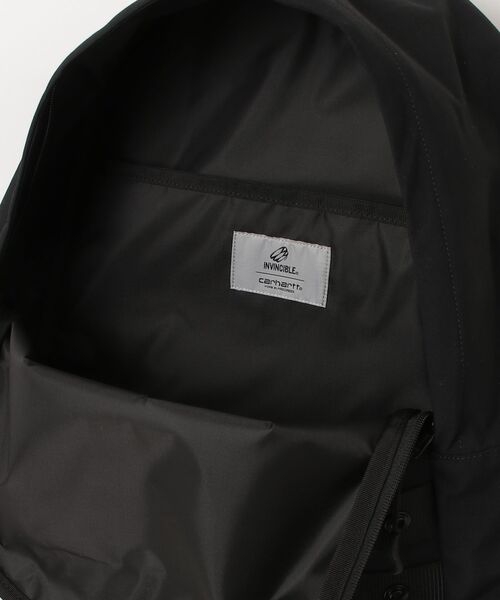 Carhartt WIP（カーハートダブリューアイピー）の「Carhartt WIP / カーハート ワークインプログレス：Detachable Backpack：A242065[WAX]（バックパック/リュック・メンズ・ブラック・FREE）」の5枚目の写真