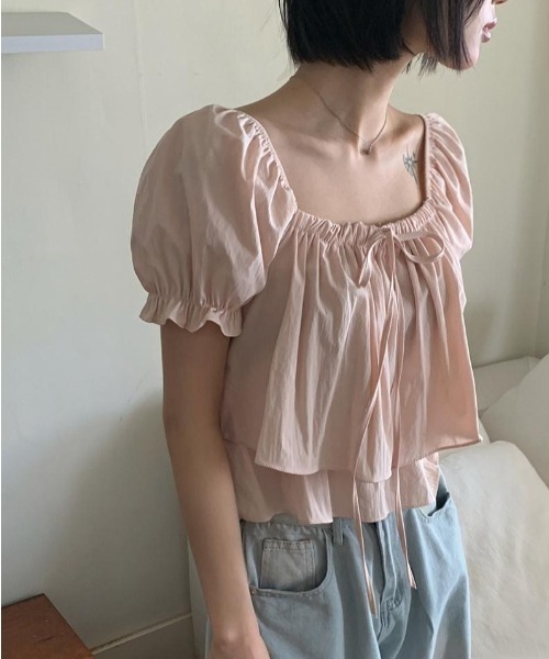Dream garden(ドリームガーデン)の「オフショルダー パフスリーブ ティアード トップス(Tシャツ/カットソー・レディース・ホワイト/ピンク/ブルー/ベージュ・FREE)」の17枚目の写真
