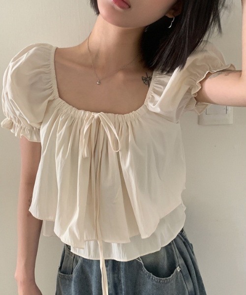 Dream garden(ドリームガーデン)の「オフショルダー パフスリーブ ティアード トップス(Tシャツ/カットソー・レディース・ホワイト/ピンク/ブルー/ベージュ・FREE)」の19枚目の写真