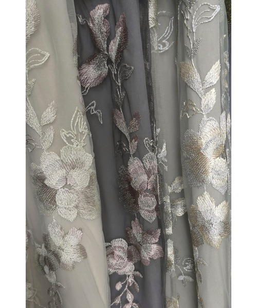 et.UNiVER(エトユニベール)の「Blooming flower dress(ドレス・レディース・ベージュ/ライトカーキ/チャコール・SMALL/LARGE/MEDIUM)」の5枚目の写真