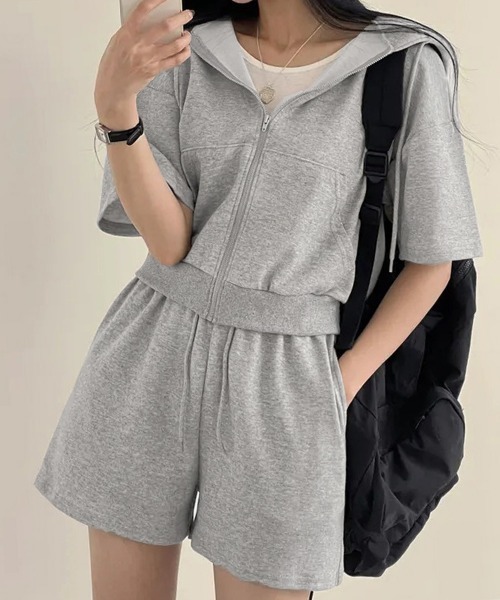 Miniministore(ミニミニストア)の「スウェットセットアップレディース半袖夏服(セットアップ・レディース・ブラック/グレー/ライトグレー・L/M)」の17枚目の写真